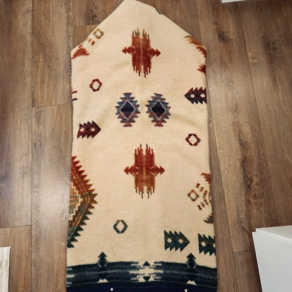 Vtg Biederlack Cuddle Wrap Stadium Camping Blanket Snap Zip Aztec Southwest USA